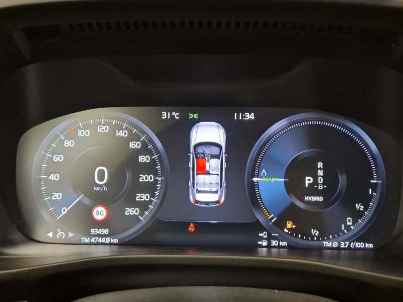 car Volvo XC40 id70341 photo #11
