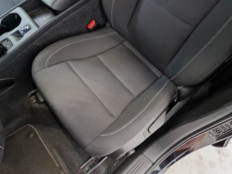 car Volvo XC40 id70341 photo #18