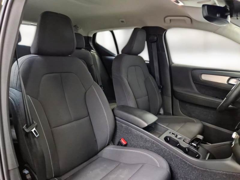 car Volvo XC40 id70341 photo #19