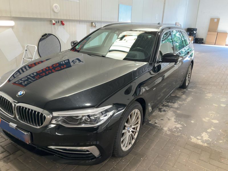 car BMW 5 Series id70384 main photo