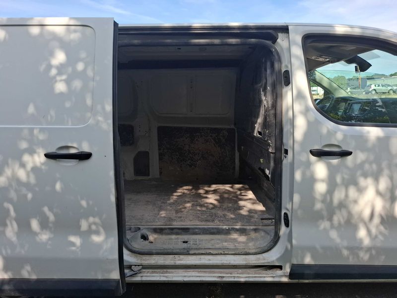 car Citroën Jumpy id70427 photo #14