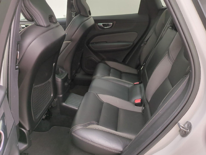 car Volvo XC60 id70461 photo #5