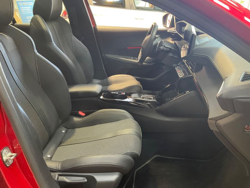 car Peugeot 208 id70498 photo #16