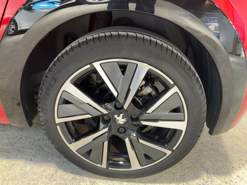 car Peugeot 208 id70498 photo #9
