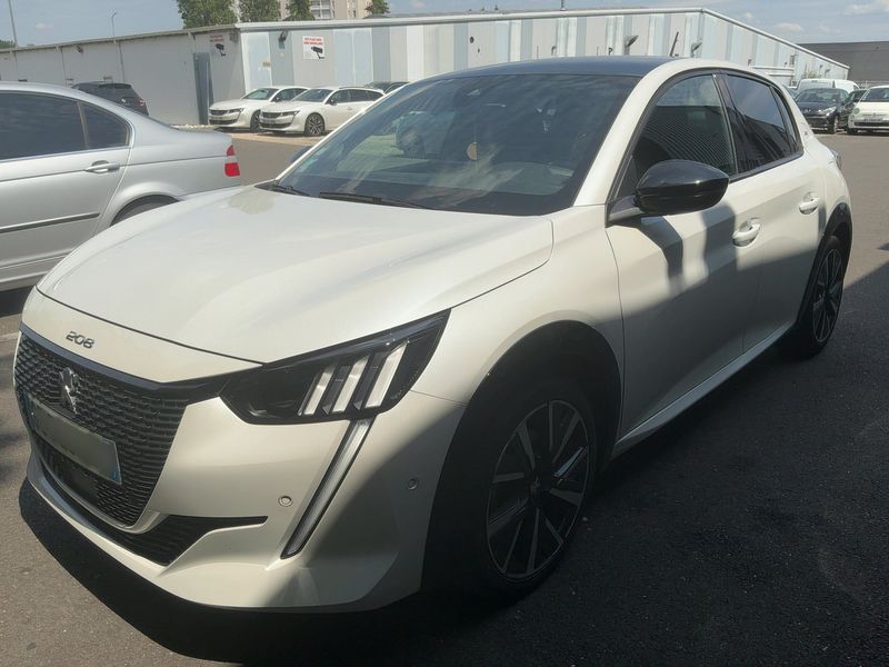 car Peugeot 208 id70529 main photo