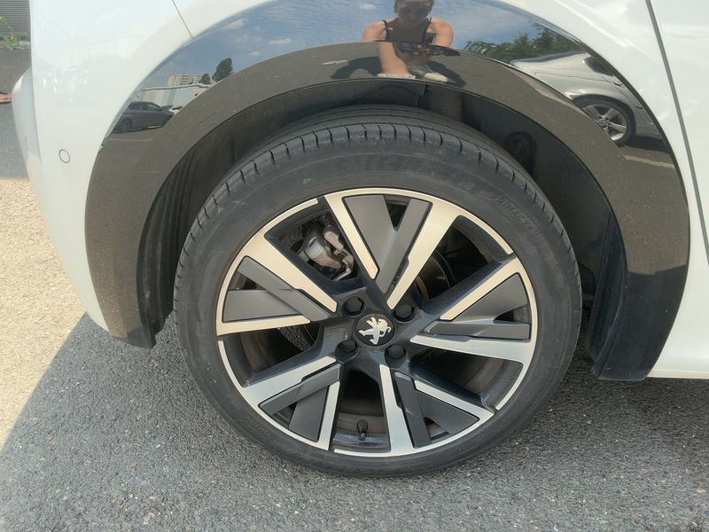 car Peugeot 208 id70529 photo #10