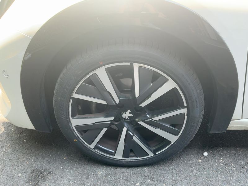 car Peugeot 208 id70529 photo #7