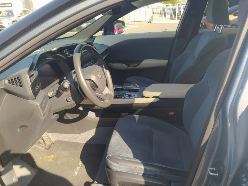 car Lexus RZ id70544 photo #5