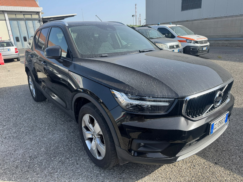 car Volvo XC40 id70558 main photo