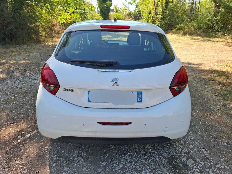 car Peugeot 208 id70574 photo #3