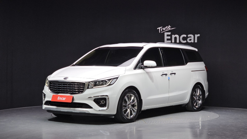 car KIA Carnival id70660 main photo