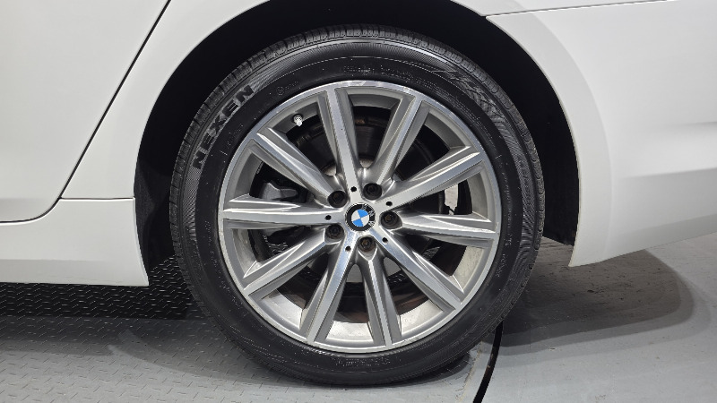 car BMW 5 Series id70681 photo #21