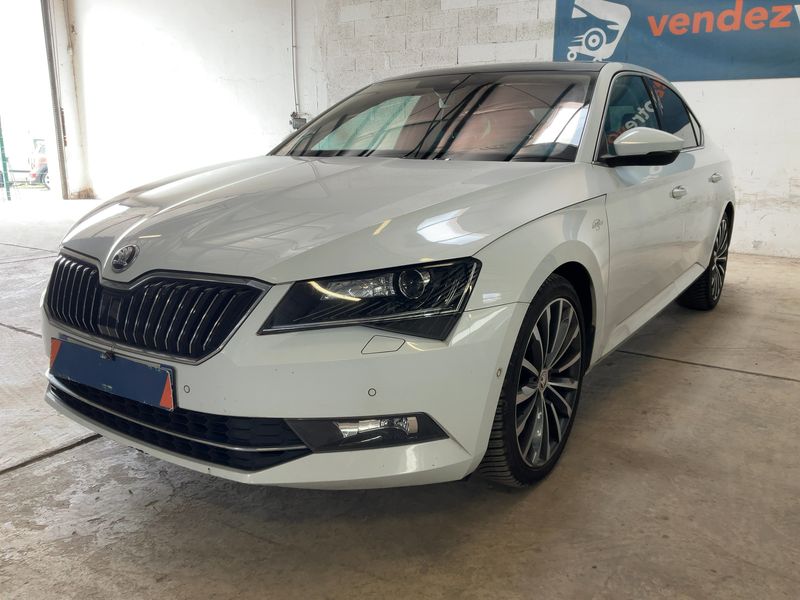 car Skoda Superb id70686 main photo