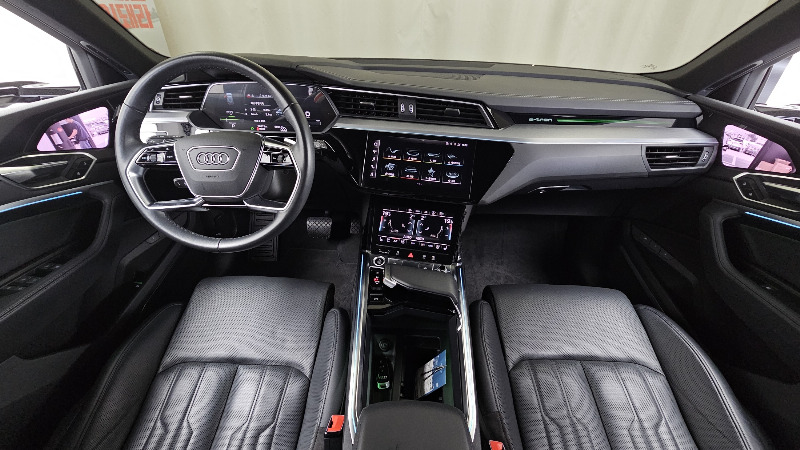 car Audi e-tron id70771 photo #7