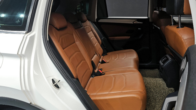 car Volkswagen Tiguan id70773 photo #11