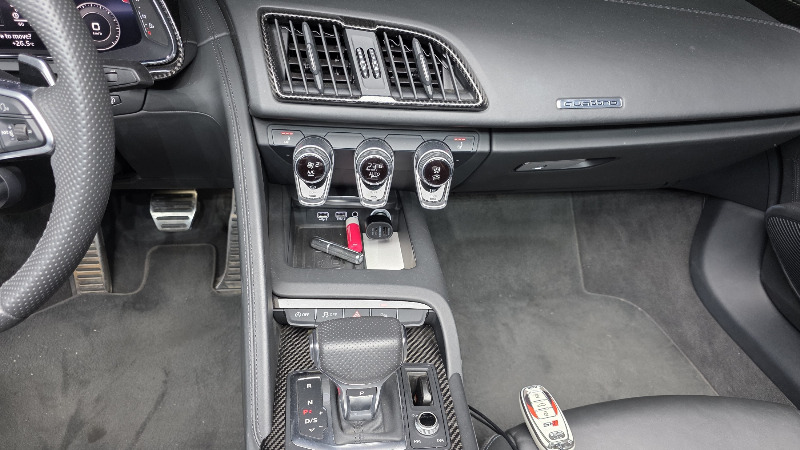 car Audi R8 id70792 photo #17