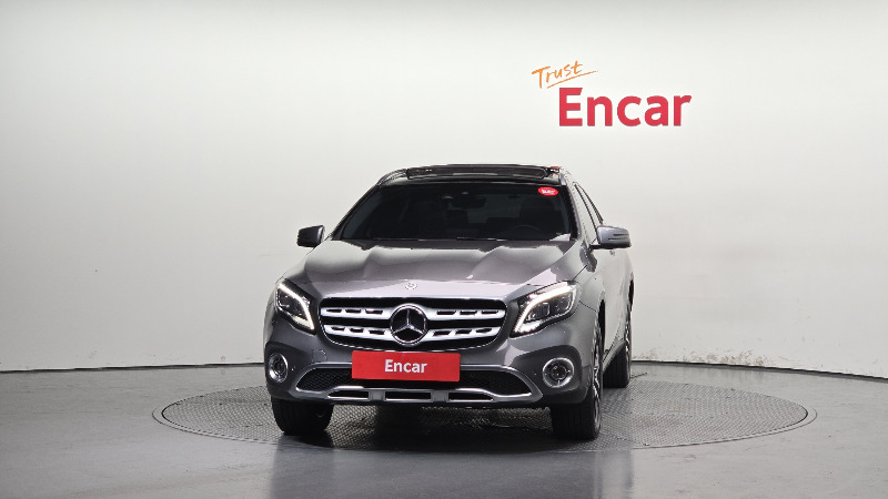 car Mercedes Benz GLA id70794 photo #3