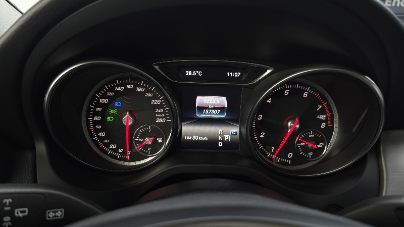 car Mercedes Benz GLA id70794 photo #8