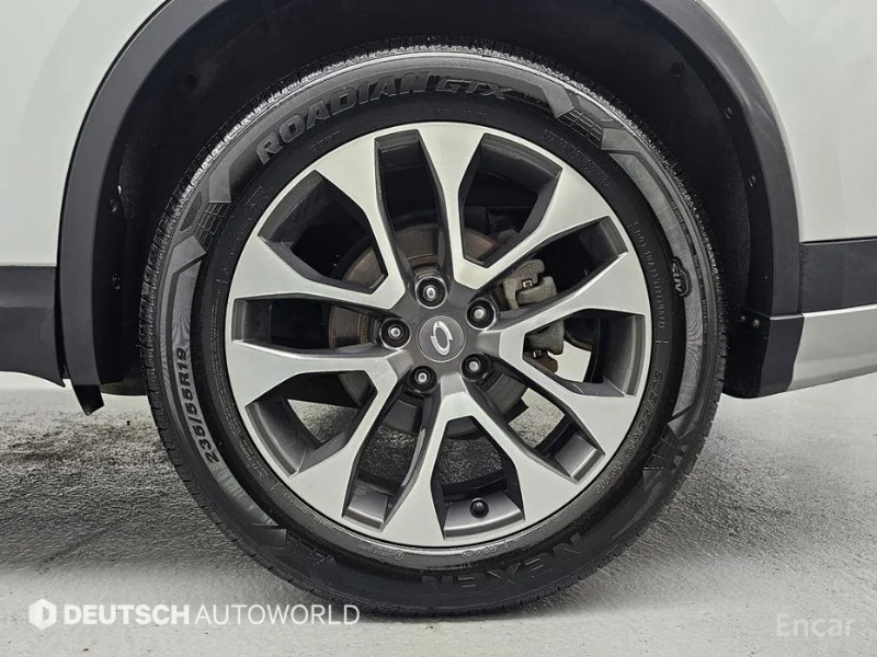 car Renault Samsung QM6 id70809 photo #5