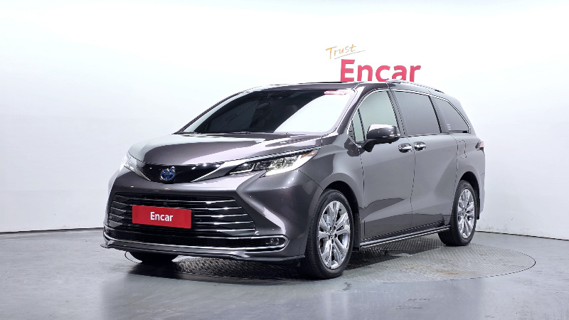 car Toyota Sienna id70814 main photo