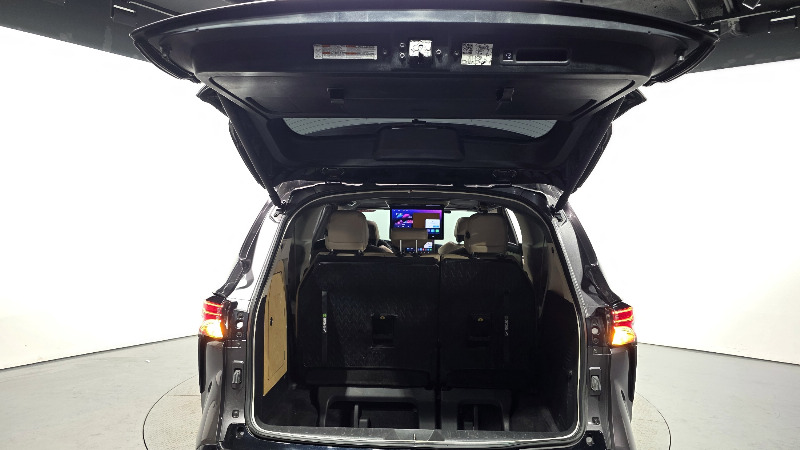 car Toyota Sienna id70814 photo #18