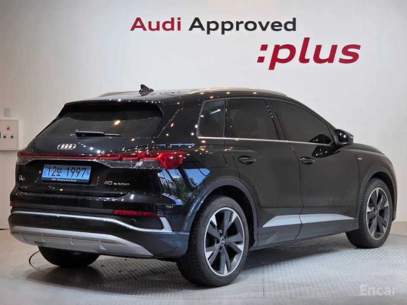 car Audi Q4 e-tron id70816 photo #2