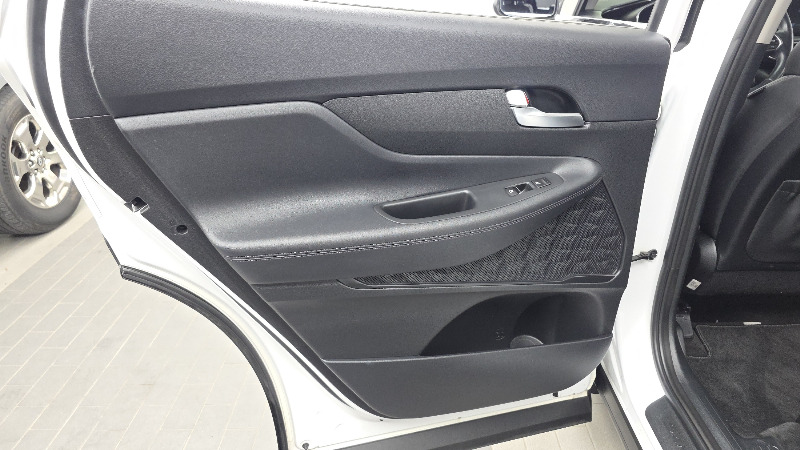 car Hyundai Santa FE id70825 photo #25