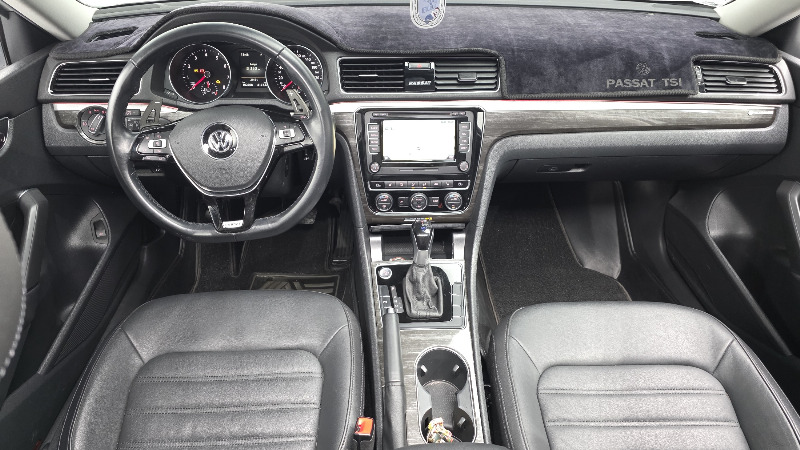car Volkswagen Passat id70845 photo #7