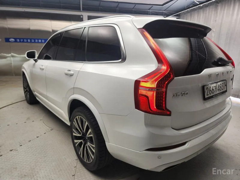 car Volvo XC90 id70855 photo #12