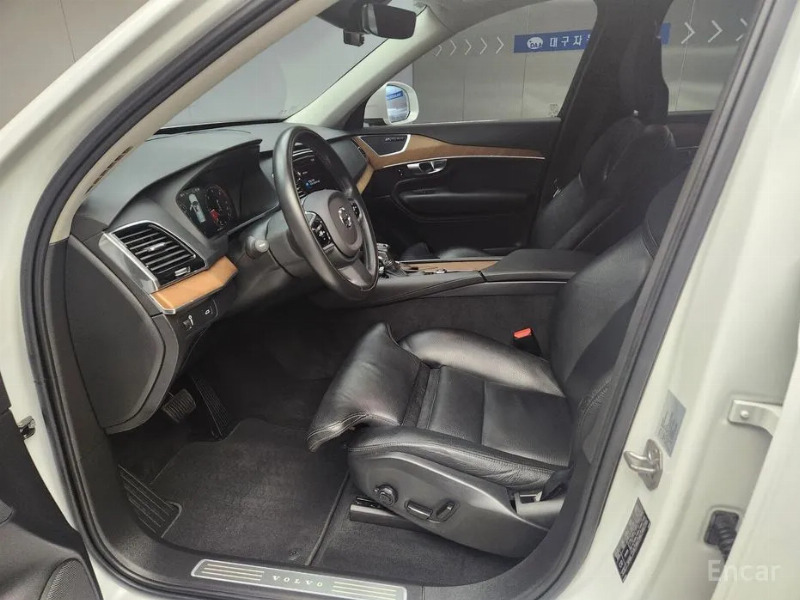 car Volvo XC90 id70855 photo #15
