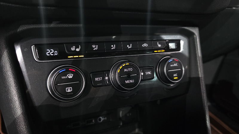 car Volkswagen Tiguan id70859 photo #16