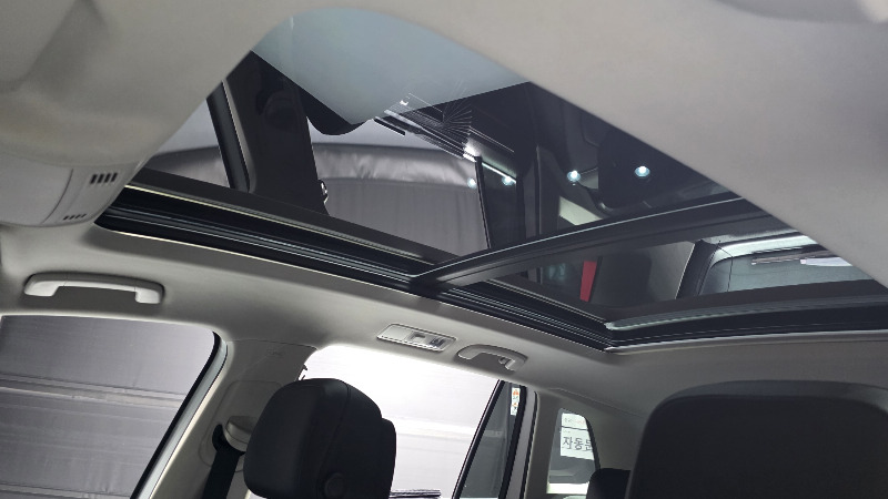 car Volkswagen Tiguan id70859 photo #17