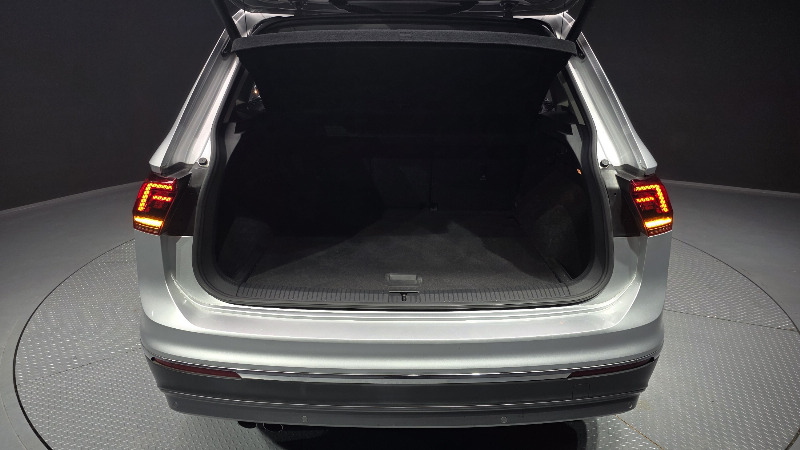 car Volkswagen Tiguan id70859 photo #20