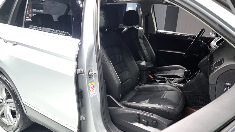 car Volkswagen Tiguan id70859 photo #26