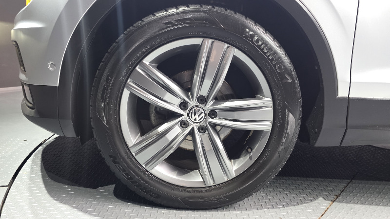 car Volkswagen Tiguan id70859 photo #5
