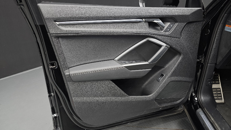 car Audi Q3 id70876 photo #24