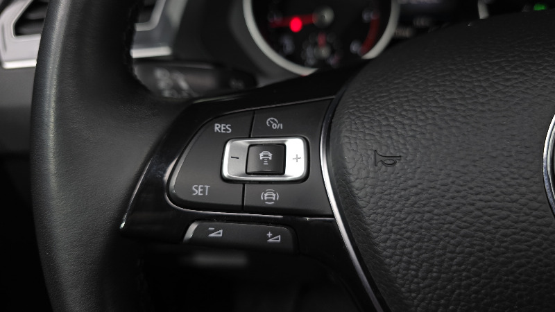 car Volkswagen Tiguan id70880 photo #17