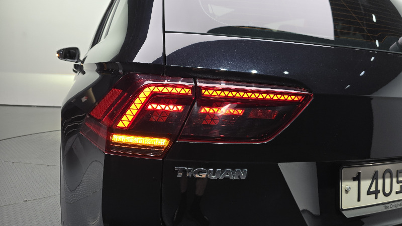 car Volkswagen Tiguan id70880 photo #23