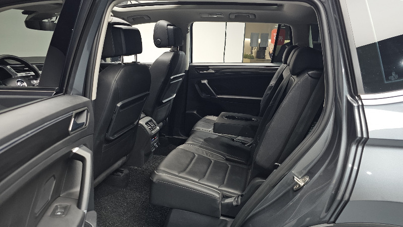 car Volkswagen Tiguan id70883 photo #12