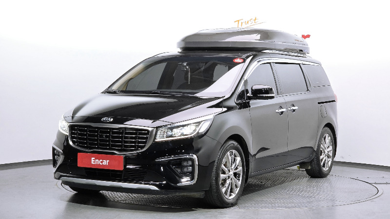 car KIA Carnival id70901 main photo