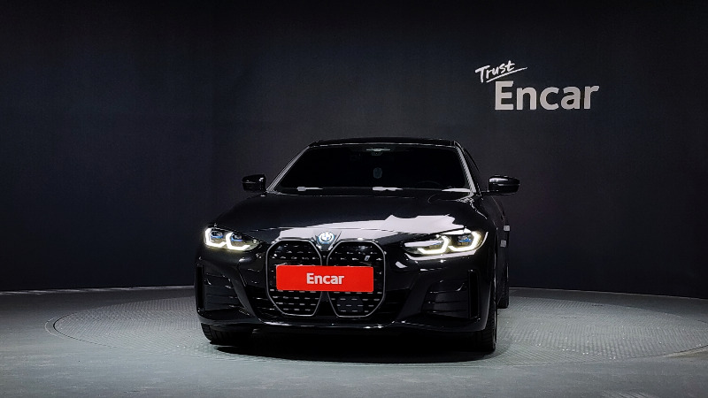 car BMW i4 id70925 photo #3