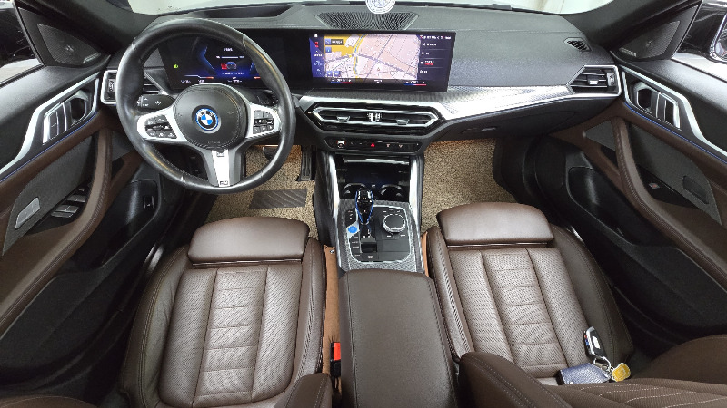 car BMW i4 id70925 photo #7