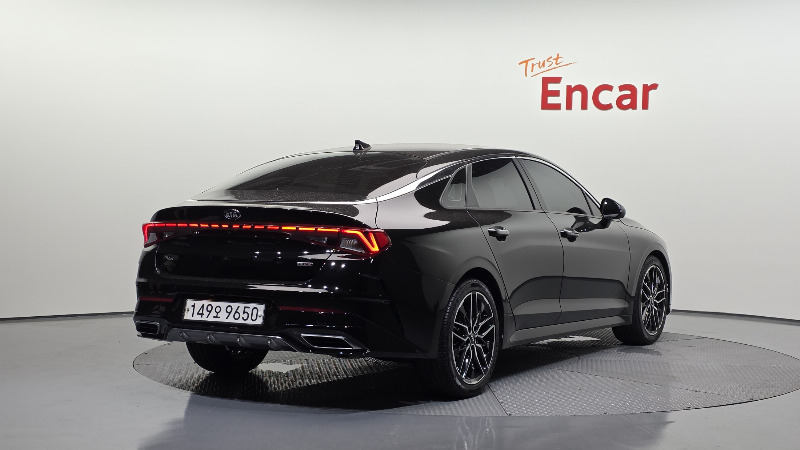 car KIA K5 id70934 photo #2