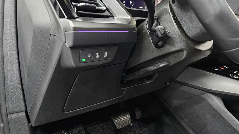 car Audi Q4 e-tron id70945 photo #20