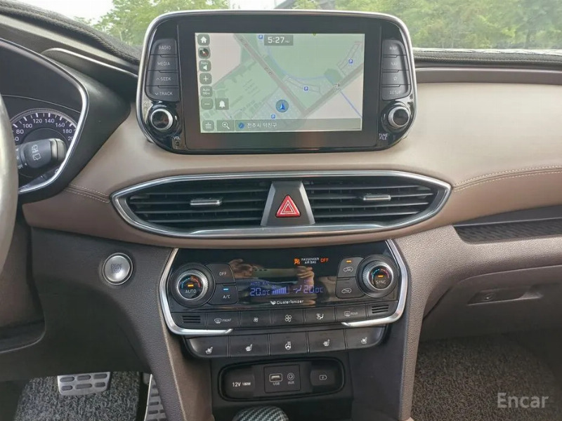 car Hyundai Santa FE id70983 photo #8