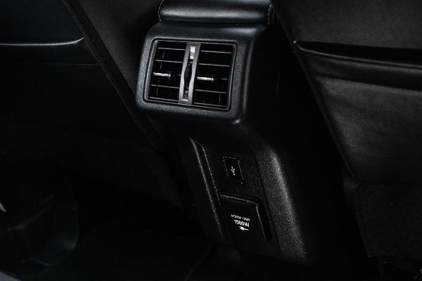 car Mitsubishi Outlander id70986 photo #16