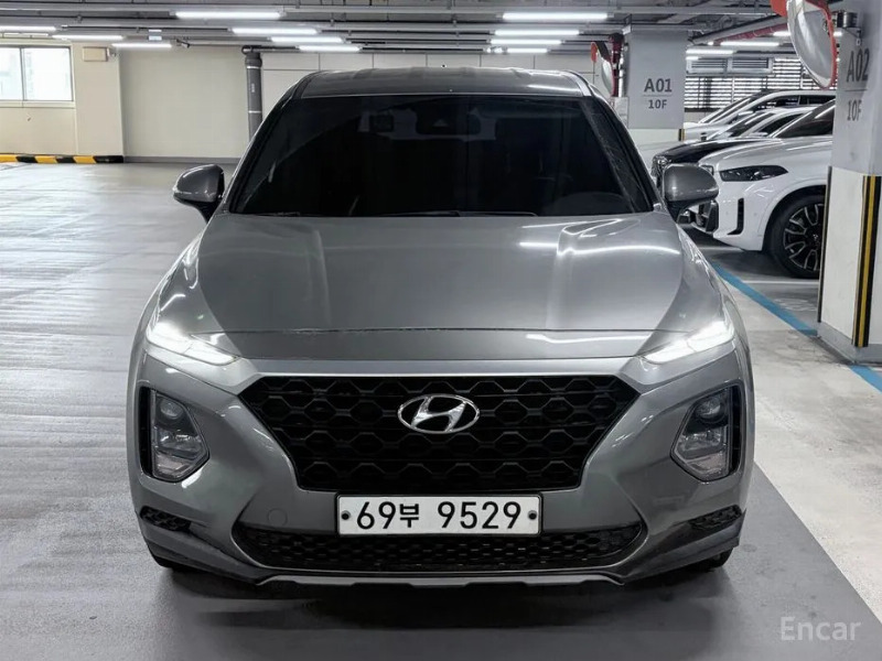 car Hyundai Santa FE id71007 main photo