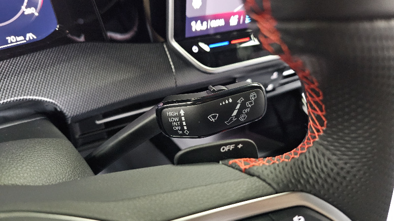 car Volkswagen Golf id71010 photo #19