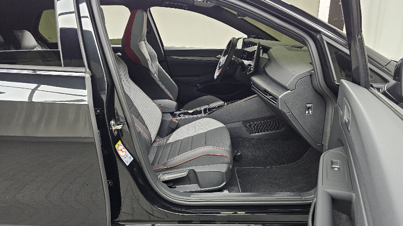 car Volkswagen Golf id71010 photo #26