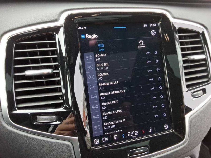 car Volvo XC90 id71049 photo #18
